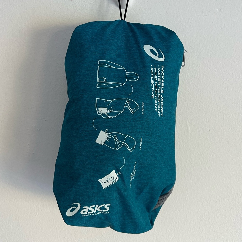ASICS lightweight waterproof jacket - Picture 12 of 12